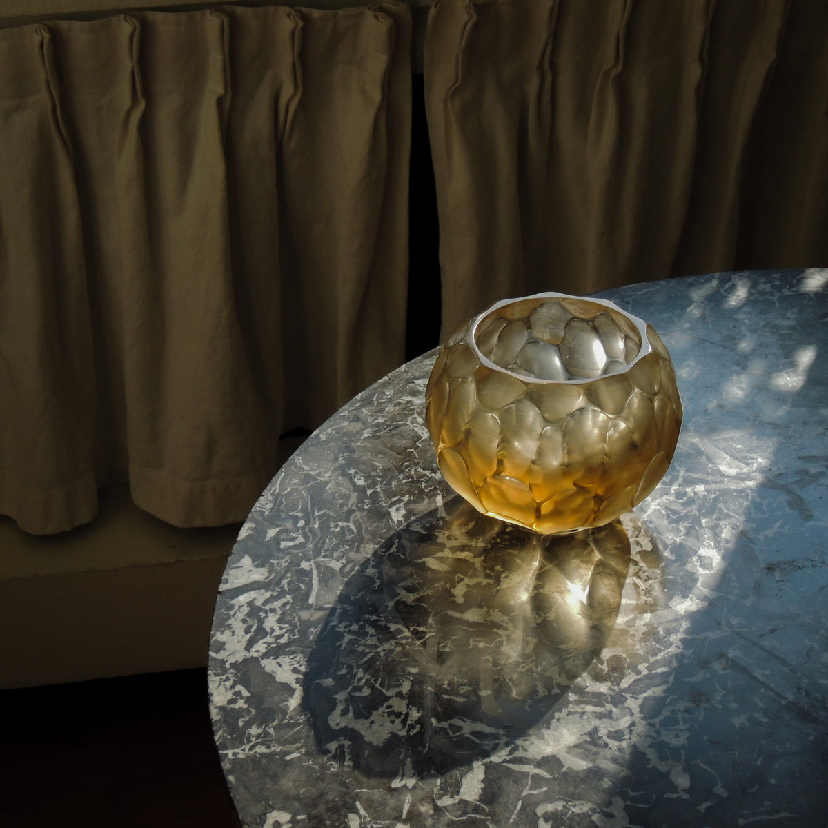 Bocia Antico vase in hand-blown and engraved Murano glass