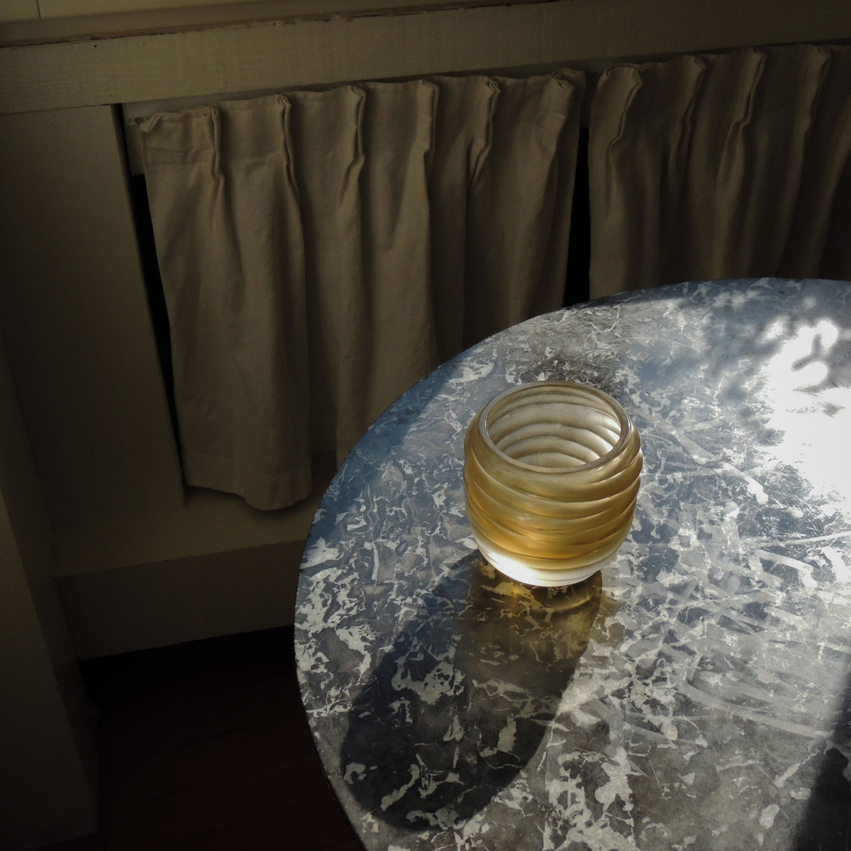Rullo Antico vase in hand-blown and engraved Murano glass