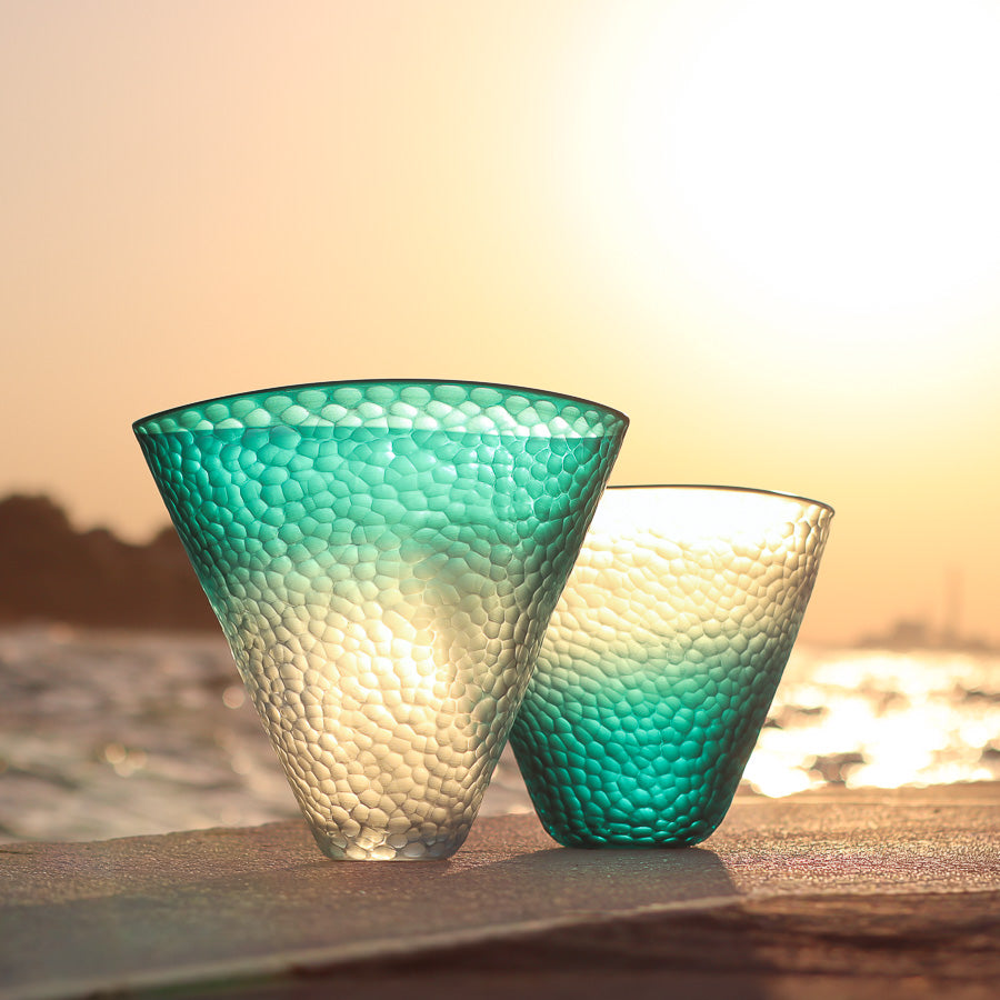 Vaso Sfumato Acqua Cristallo Diamante, primo piano della sfumatura di colore