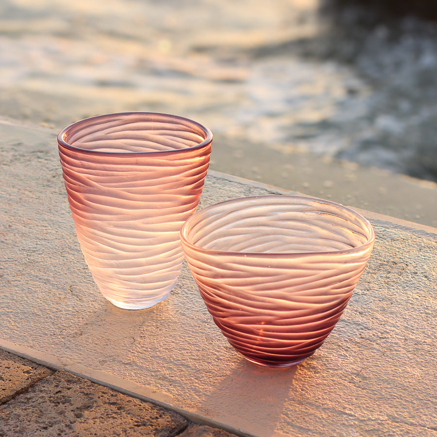 Vaso Sfumato Ametista Cristallo Onde, primo piano della sfumatura di colore